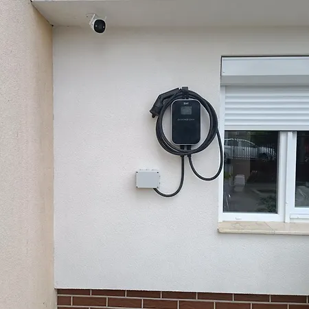 招待所 Casa Berzei 3*